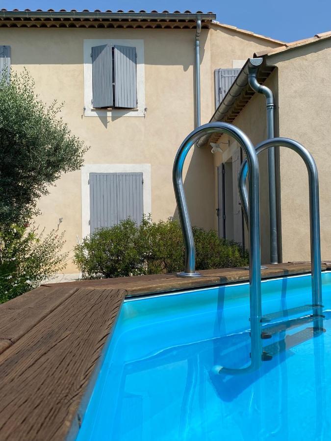 オービニャン Chambre D'Hotes Le Jardin Des Cigales Bed & Breakfast エクステリア 写真